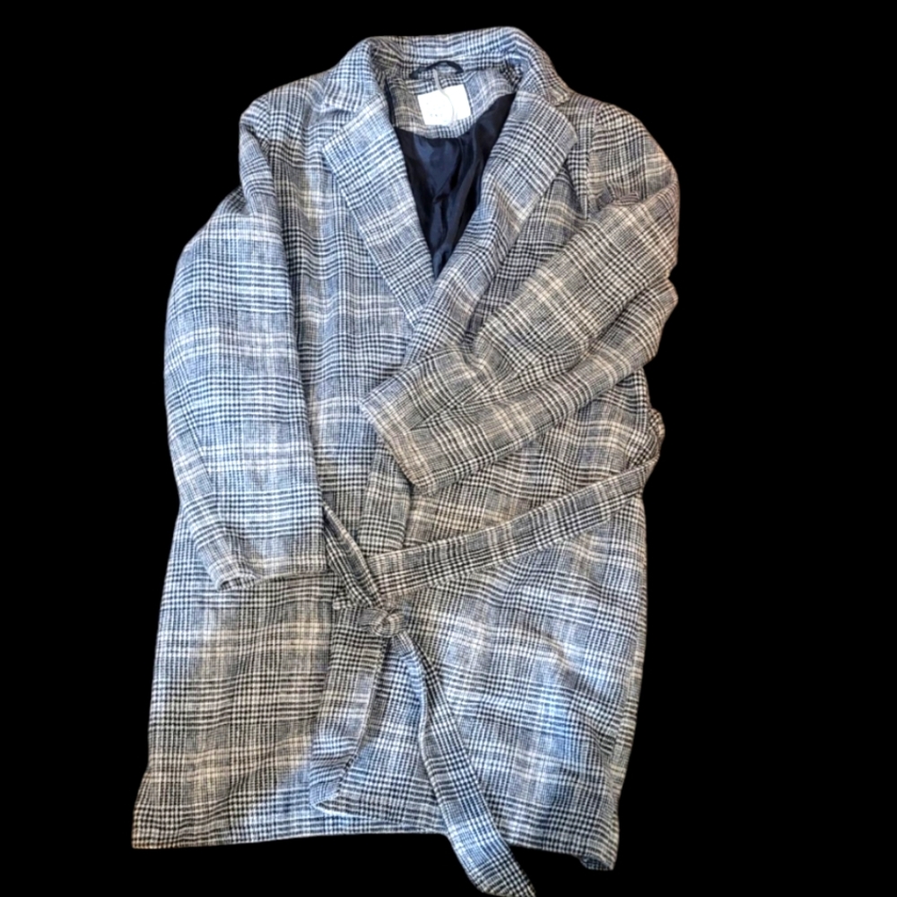 Chic Plaid Belted Overcoat